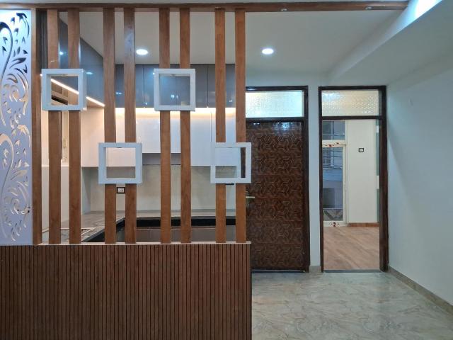 3 BHK Apartment in Sector 49 for resale Noida. The reference number is 20523344