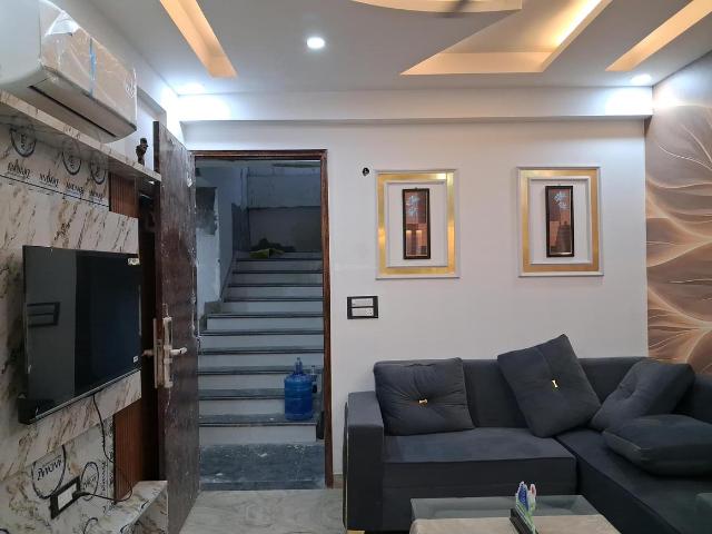 3 BHK Apartment in Sector 49 for resale Noida. The reference number is 20589485