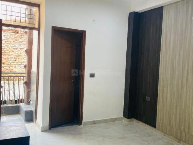 3 BHK Apartment in Sector 49 for resale Noida. The reference number is 20053181