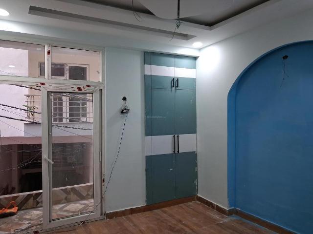 3 BHK Apartment in Sector 49 for resale Noida. The reference number is 20136221