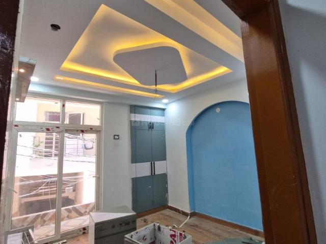 3 BHK Apartment in Sector 49 for resale Noida. The reference number is 20352446