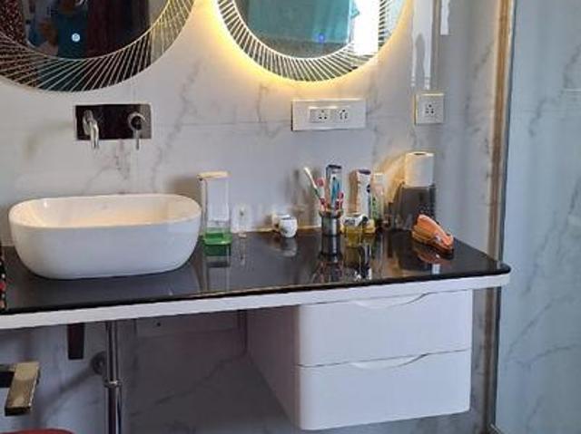 3 BHK Apartment in Sector 41 for rent Gurgaon. The reference number is 19746961