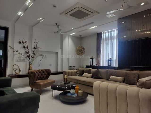 3 BHK Apartment in Sector 43 for rent Noida. The reference number is 20138128
