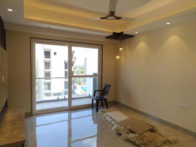 3 BHK Apartment in Sector 43 for rent Gurgaon. The reference number is 18755490