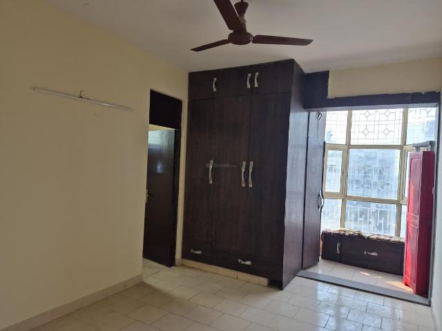 3 BHK Apartment in Sector 43 for rent Gurgaon. The reference number is 20194732