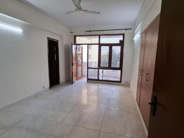 3 BHK Apartment in Sector 43 for rent Gurgaon. The reference number is 20317736