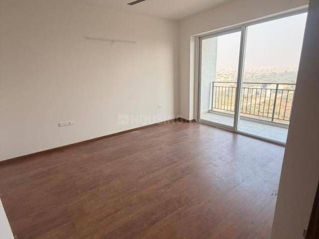 3 BHK Apartment in Sector 43 for resale Noida. The reference number is 20953592