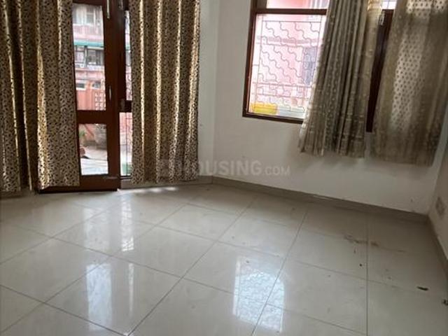 3 BHK Apartment in Sector 4 Dwarka for rent New Delhi. The reference number is 20282857