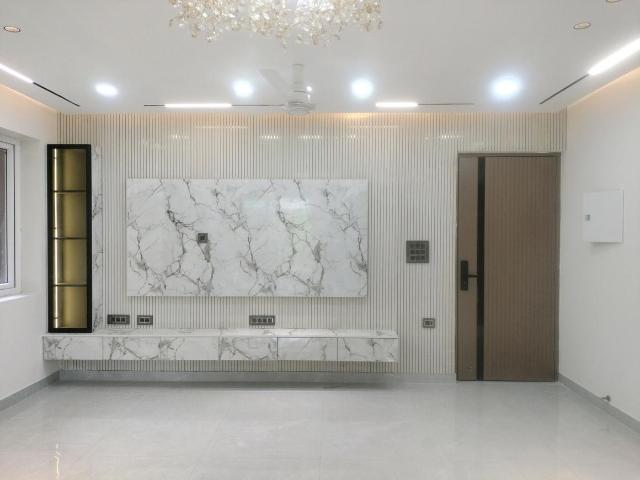 3 BHK Apartment in Sector 4 Dwarka for resale New Delhi. The reference number is 19690456