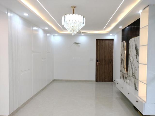 3 BHK Apartment in Sector 4 Dwarka for resale New Delhi. The reference number is 19690762