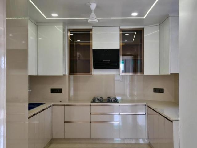 3 BHK Apartment in Sector 4 Dwarka for resale New Delhi. The reference number is 19724769