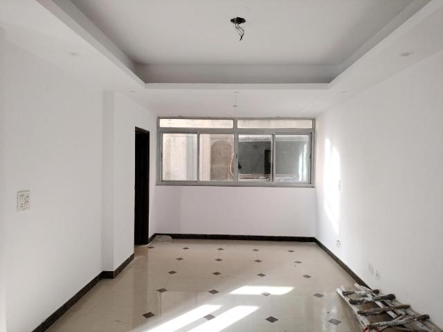 3 BHK Apartment in Sector 4 Dwarka for resale New Delhi. The reference number is 19722137