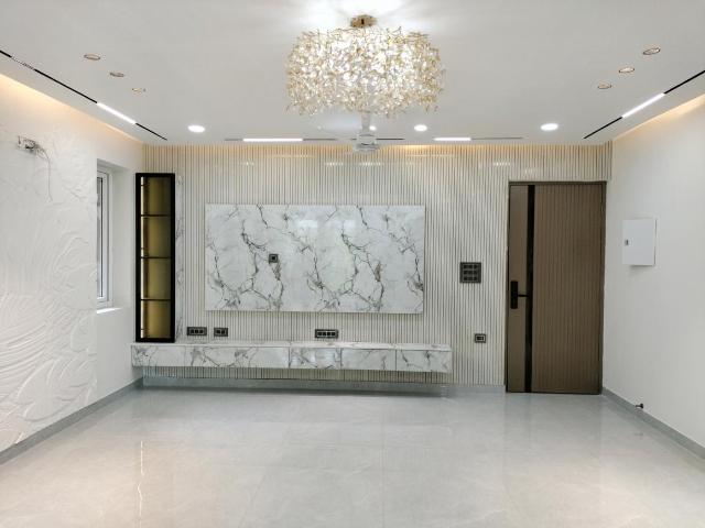 3 BHK Apartment in Sector 4 Dwarka for resale New Delhi. The reference number is 19783350