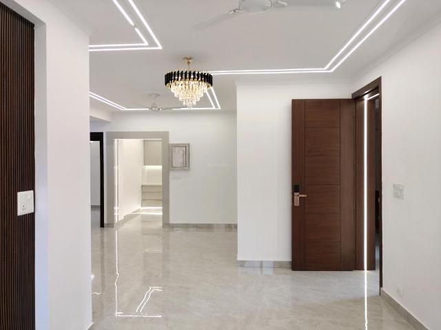 3 BHK Apartment in Sector 4 Dwarka for resale New Delhi. The reference number is 19783370