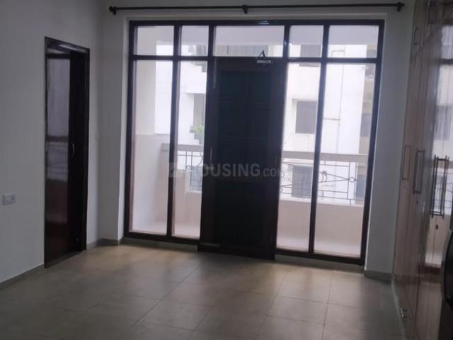 3 BHK Apartment in Sector 4 Dwarka for resale New Delhi. The reference number is 20256139