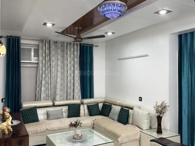 4 BHK Apartment in Sector 5 Dwarka for resale New Delhi. The reference number is 20294550