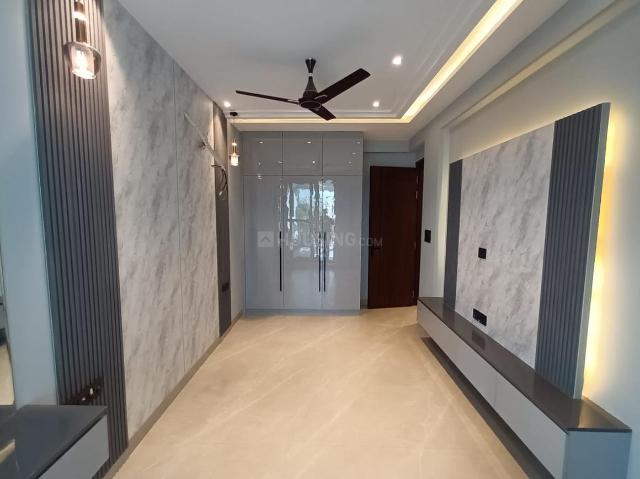 3 BHK Apartment in Sector 4 Dwarka for resale New Delhi. The reference number is 20670097
