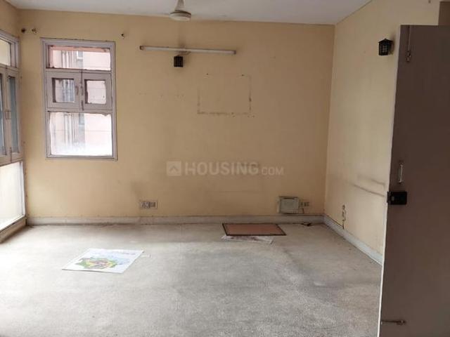 3 BHK Apartment in Sector 4 Dwarka for resale New Delhi. The reference number is 20739927