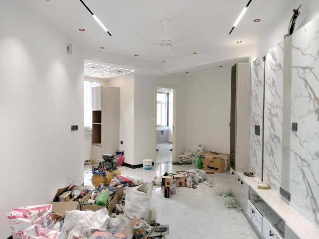 3 BHK Apartment in Sector 4 Dwarka for resale New Delhi. The reference number is 20825084