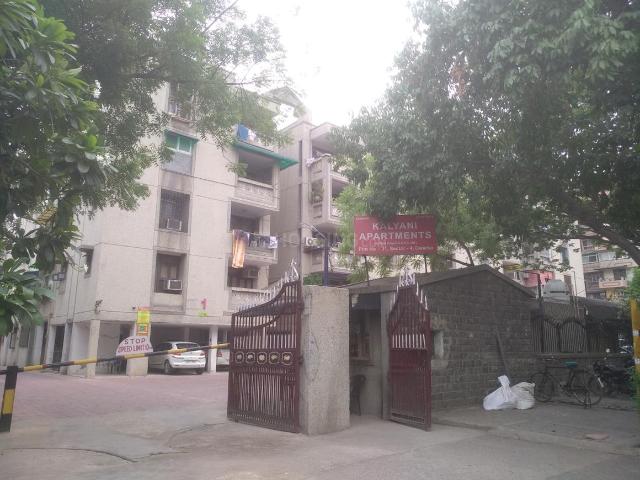 3 BHK Apartment in Sector 4 Dwarka for resale New Delhi. The reference number is 20862968