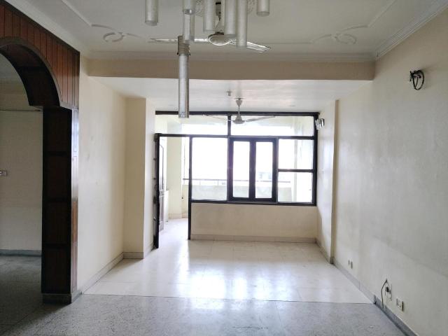3 BHK Apartment in Sector 4 Dwarka for resale New Delhi. The reference number is 20877350