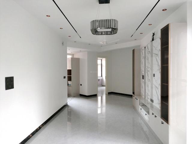 3 BHK Apartment in Sector 4 Dwarka for resale New Delhi. The reference number is 20928431