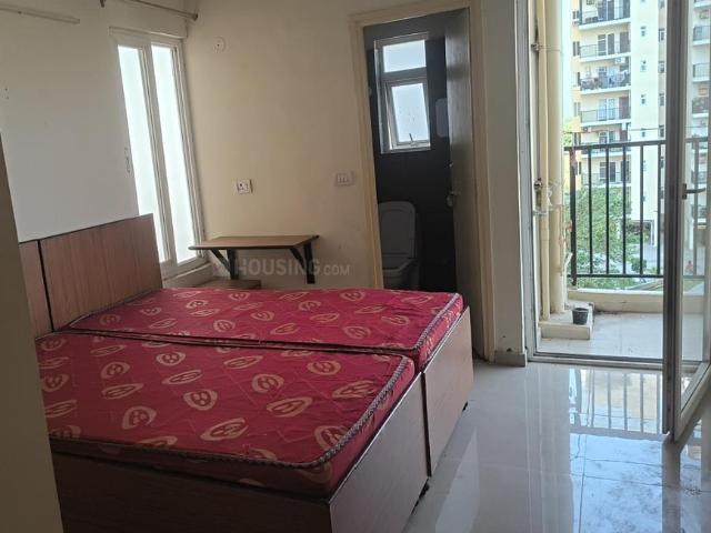 3 BHK Apartment in Sector 4 for rent Sohna. The reference number is 18584417