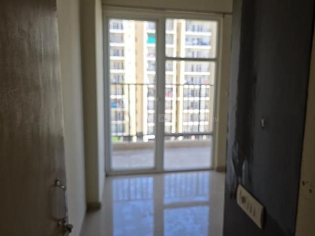 3 BHK Apartment in Sector 4 for rent Sohna. The reference number is 19959060