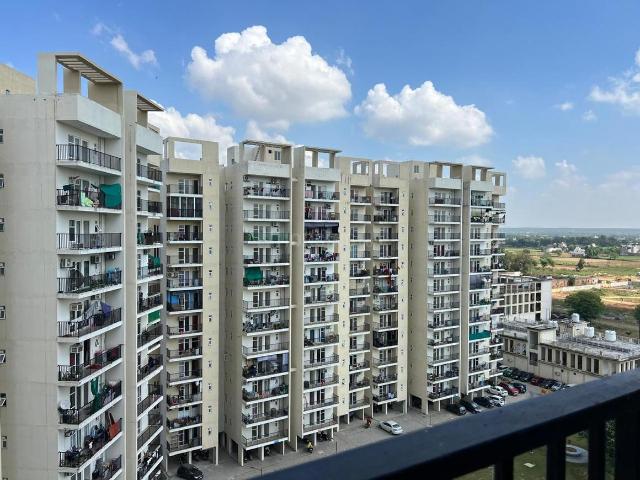3 BHK Apartment in Sector 4 for resale Sohna. The reference number is 19933090