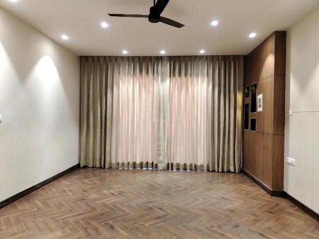 3 BHK Apartment in Sector 54 for rent Gurgaon. The reference number is 19945436
