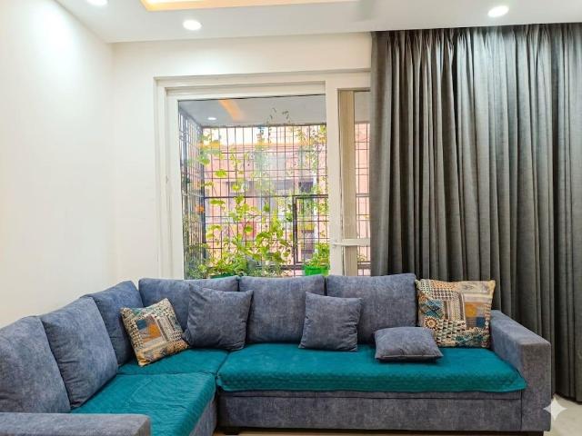 3 BHK Apartment in Sector 56 for rent Gurgaon. The reference number is 19858057