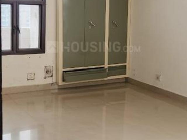 3 BHK Apartment in Sector 56 for rent Gurgaon. The reference number is 19212517