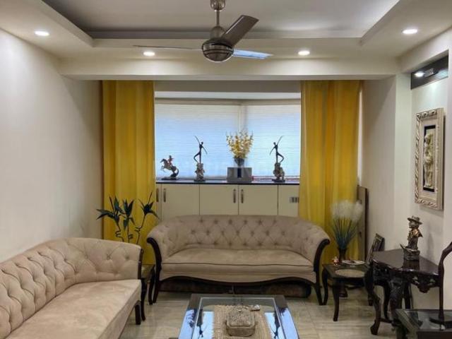 3 BHK Apartment in Sector 56 for rent Gurgaon. The reference number is 20533111