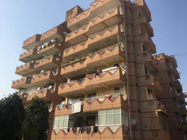 3 BHK Apartment in Sector 56 for resale Gurgaon. The reference number is 14821576