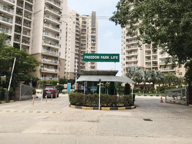 3 BHK Apartment in Sector 57 for rent Gurgaon. The reference number is 20875861
