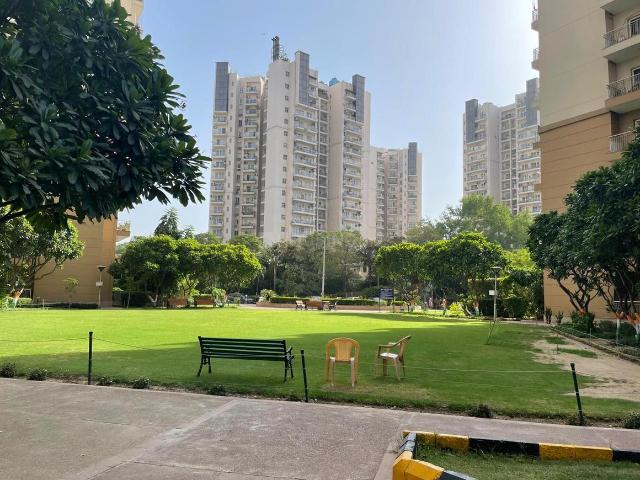 3 BHK Apartment in Sector 57 for resale Gurgaon. The reference number is 20254968