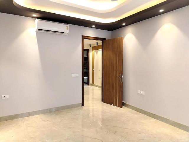 3 BHK Apartment in Sector 58 for rent Gurgaon. The reference number is 18836267