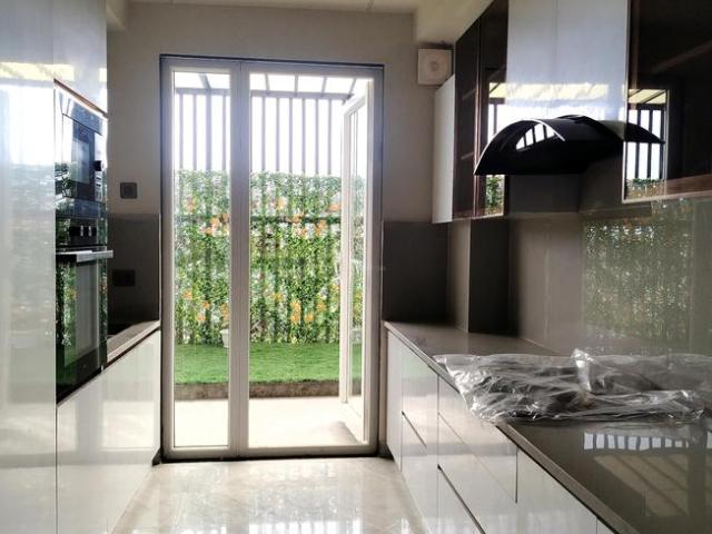 3 BHK Apartment in Sector 58 for resale Gurgaon. The reference number is 18838085