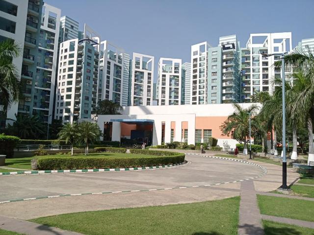 3 BHK Apartment in Sector 50 for resale Gurgaon. The reference number is 14781843