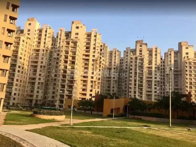 3 BHK Apartment in Sector 50 for resale Gurgaon. The reference number is 20115686