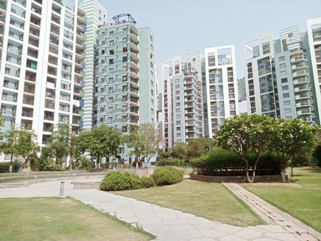 3 BHK Apartment in Sector 50 for resale Gurgaon. The reference number is 20255825