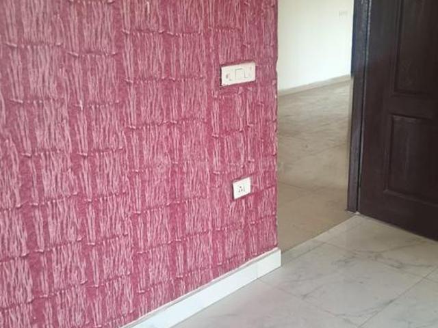 3 BHK Apartment in Sector 50 for resale Noida. The reference number is 20061185