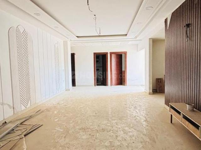 3 BHK Apartment in Sector 52 for resale Noida. The reference number is 20477508