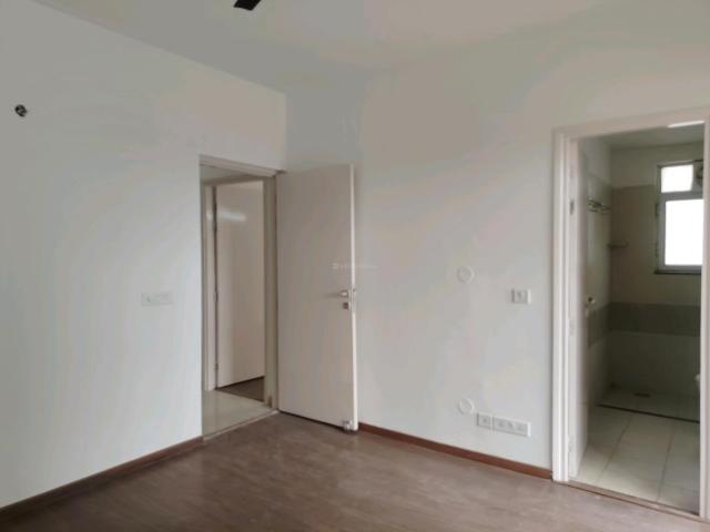 3 BHK Apartment in Sector 53 for rent Gurgaon. The reference number is 20286428