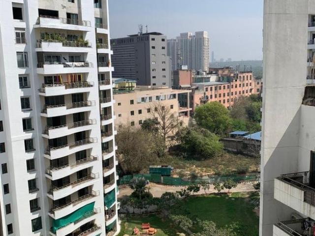 3 BHK Apartment in Sector 53 for resale Gurgaon. The reference number is 19883133