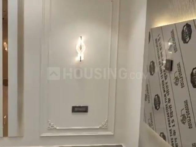 4 BHK Apartment in Sector 6 Dwarka for resale New Delhi. The reference number is 16603011