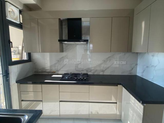 3 BHK Apartment in Sector 65 for rent Gurgaon. The reference number is 16668063