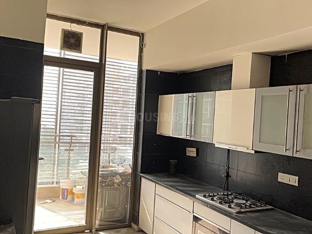 3 BHK Apartment in Sector 65 for rent Gurgaon. The reference number is 18833607