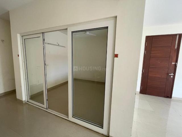 3 BHK Apartment in Sector 65 for rent Gurgaon. The reference number is 19614325