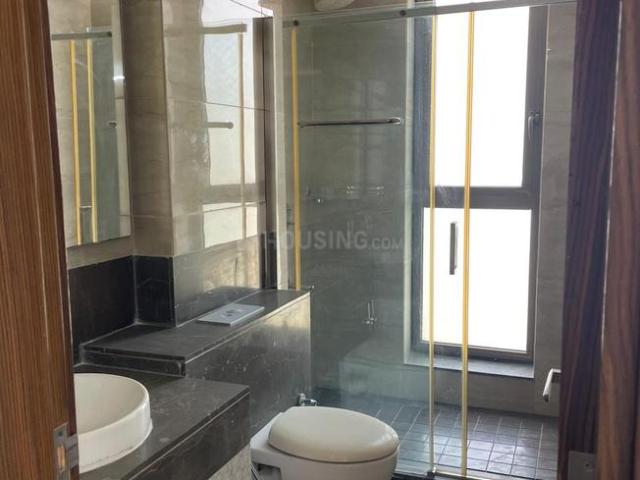 3 BHK Apartment in Sector 65 for rent Gurgaon. The reference number is 19640040